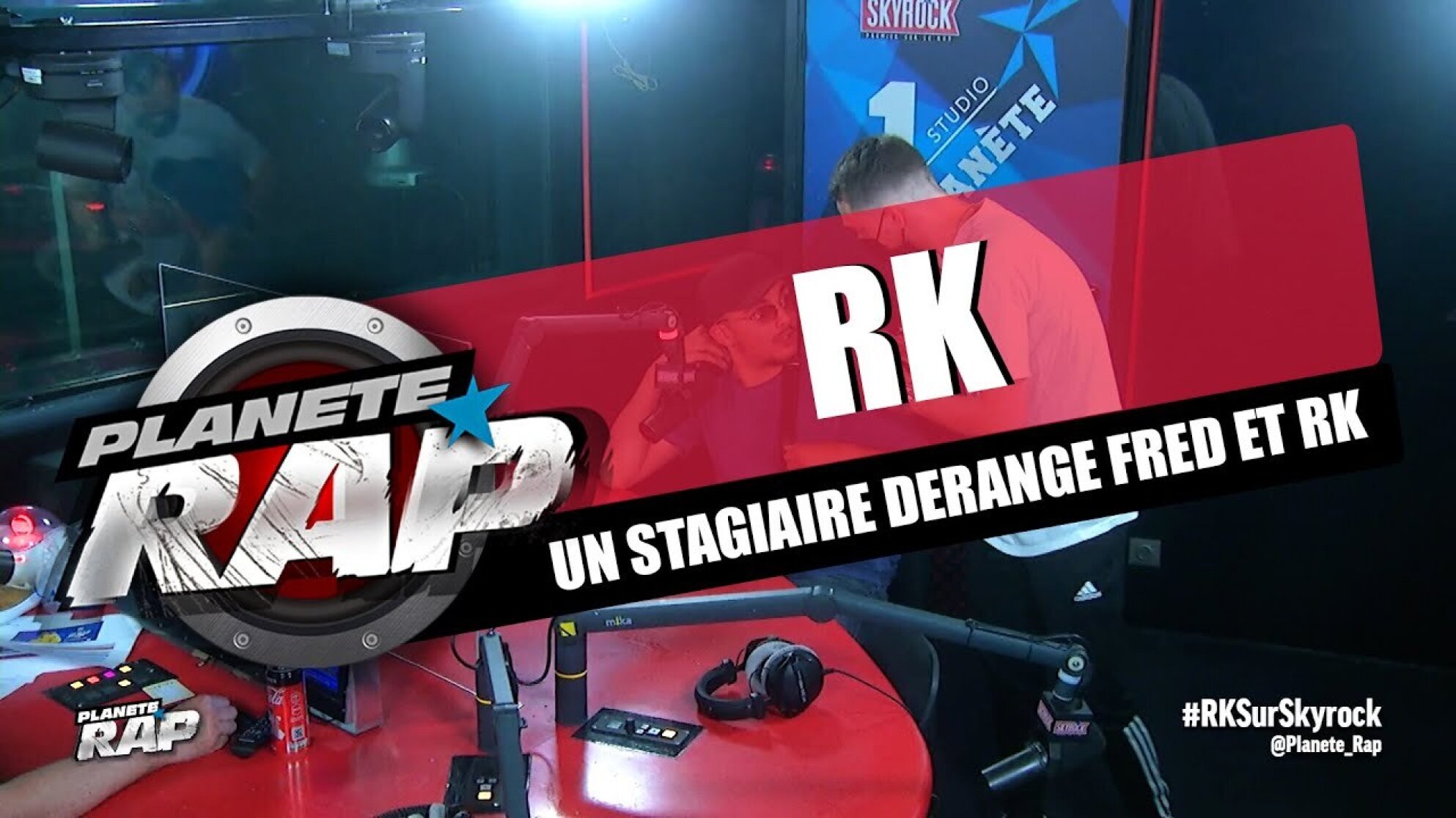 Un stagiaire interrompt RK et Fred en pleine émission ! #PlanèteRap #Shorts