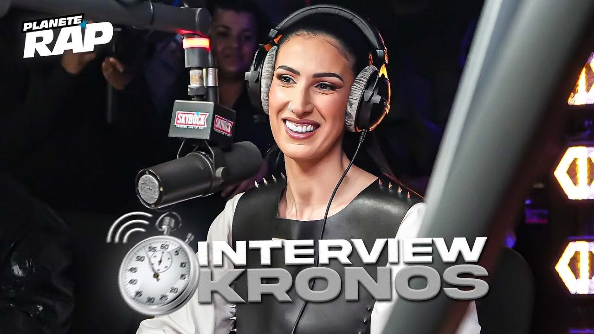 L'INTERVIEW KRONOS AVEC LYNA MAHYEM ! #PlanèteRap