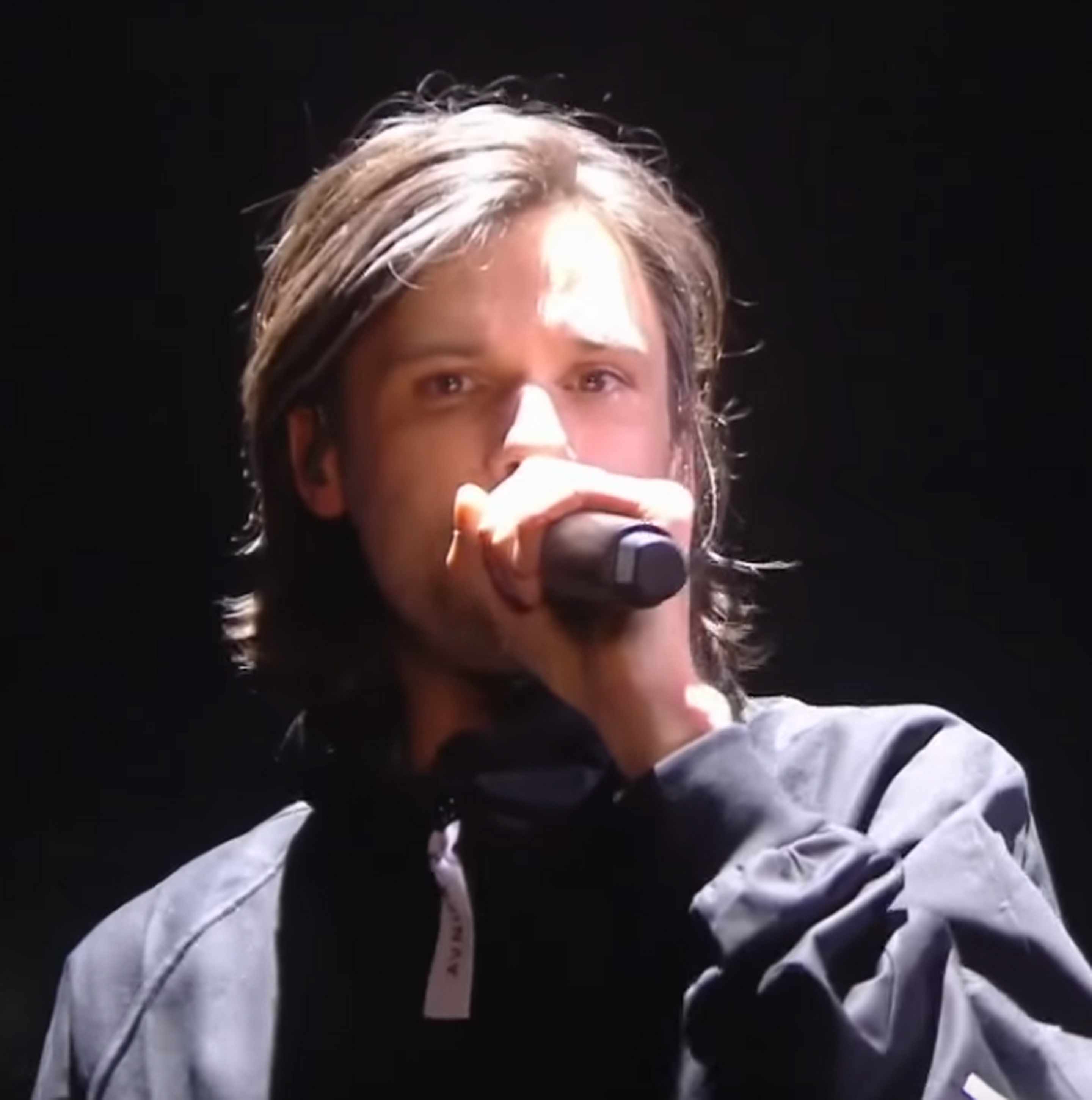 Quand Orelsan balance "San" aux Victoires de la Musique !