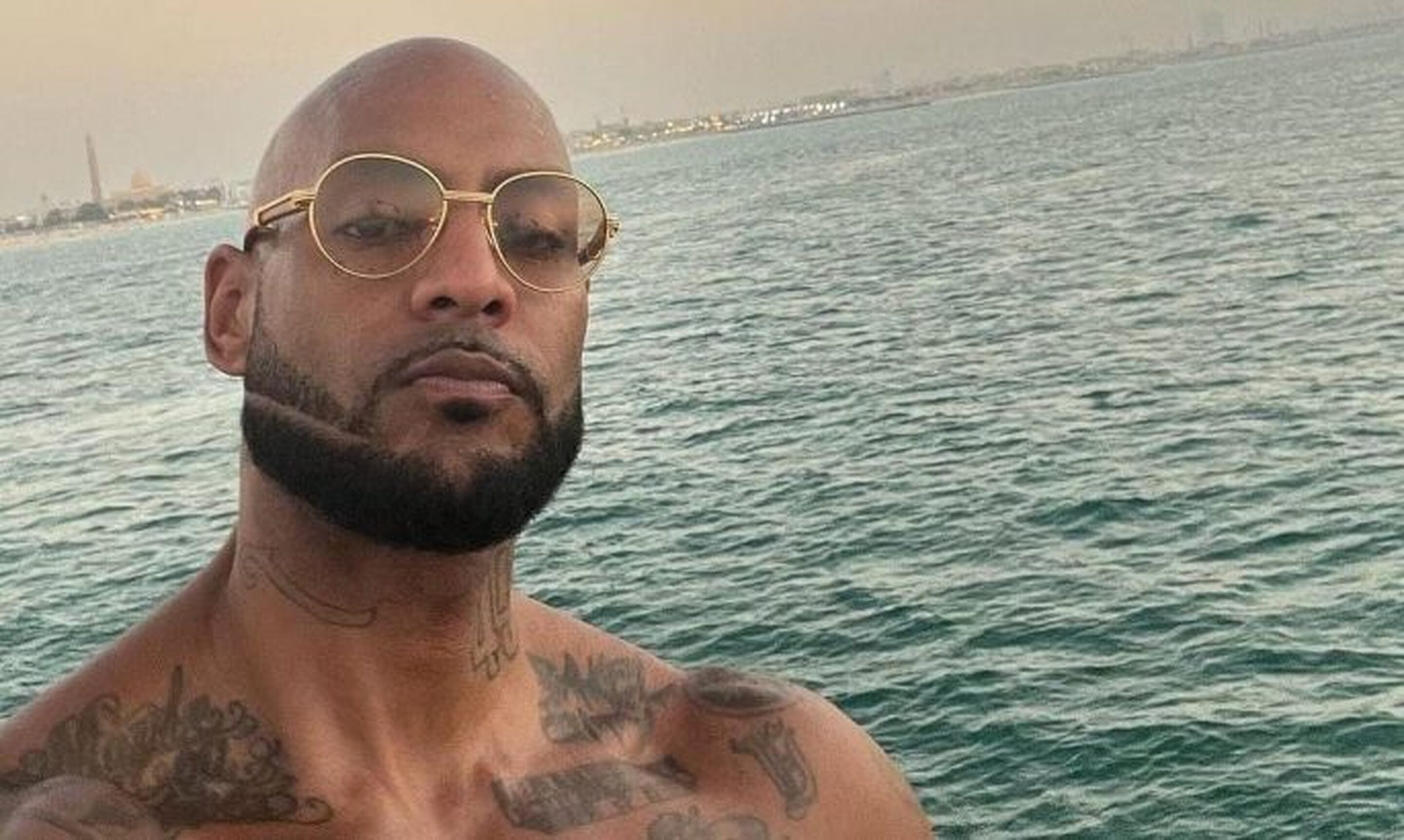 Booba réagit aux Flammes