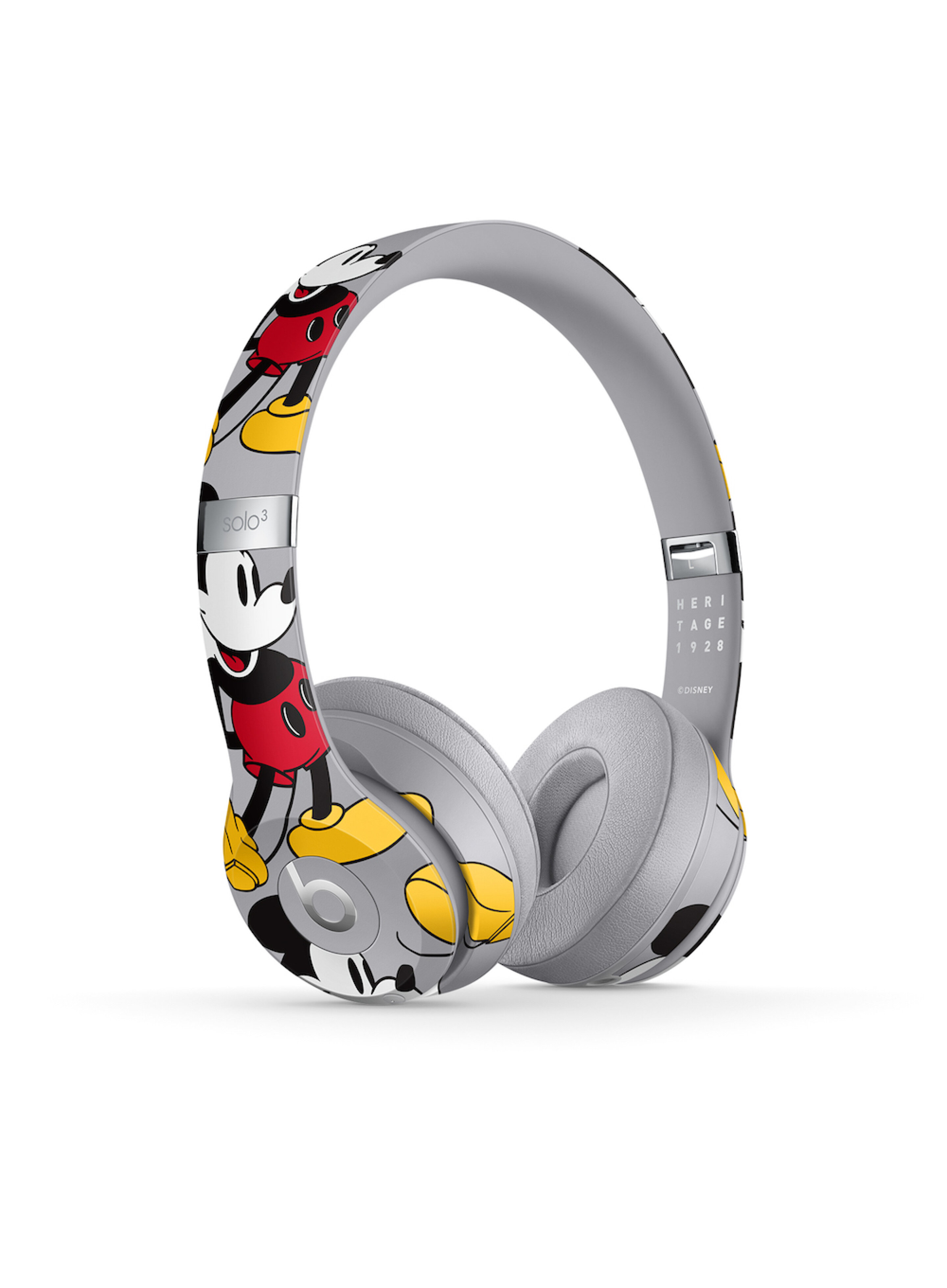 Beats By Dre feat… Mickey ! 