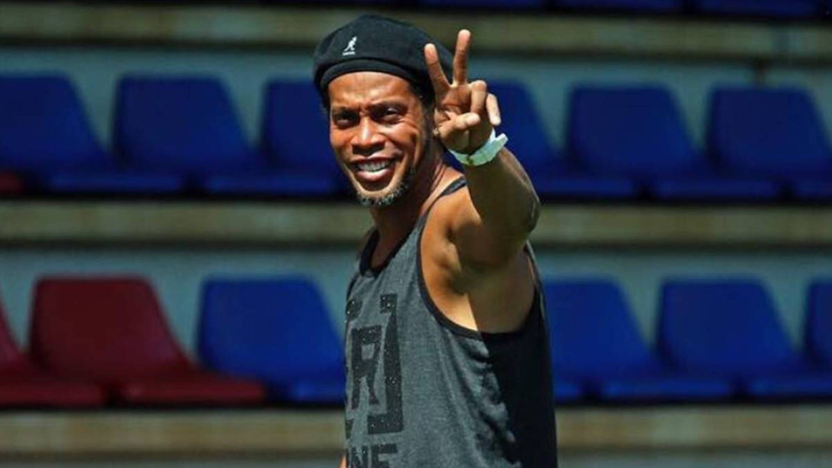 Ronaldinho rappeur ? Arf…