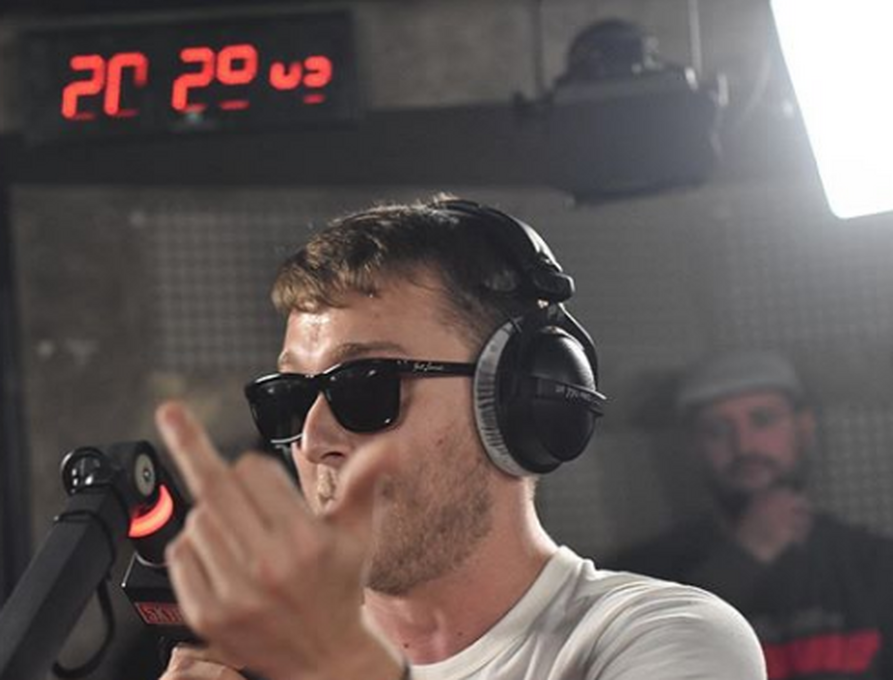 NOUVEAU RECORD ! VALD bat le record du plus long freestyle ! 